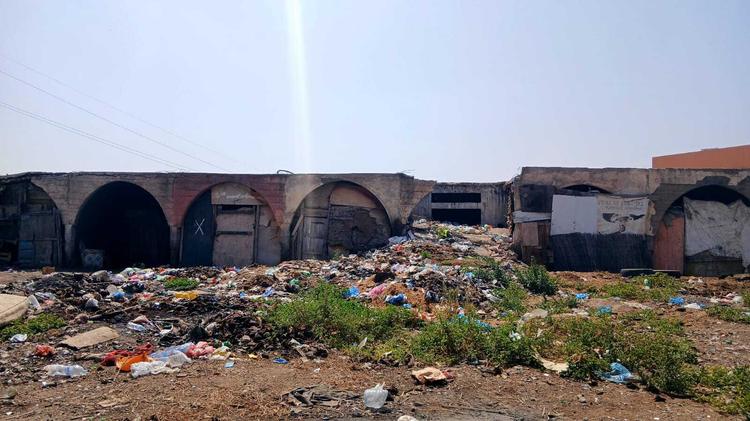 سلطات مراكش تهدم براريك عقار سوق الاربعاء بدوار العسكر +صور