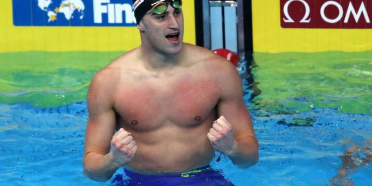 Europei di nuoto, Razzetti d’argento nei 400 misti: è la prima medaglia azzurra in vasca