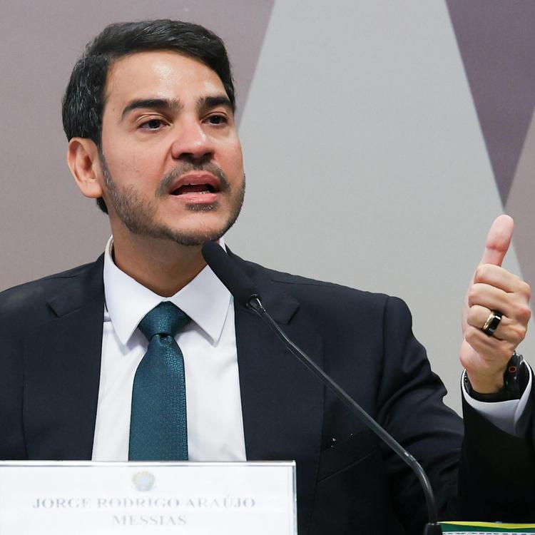 CCJ aprova Messias para vaga no Supremo
