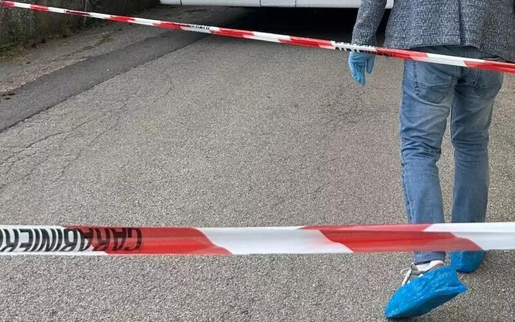 Aggredita a martellate su un bus nel Ternano, caccia al marito in fuga