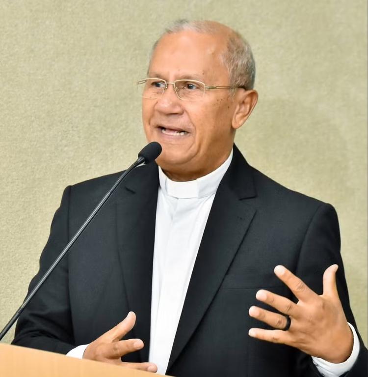 Morre em Natal o monsenhor Robério Camilo, aos 66 anos