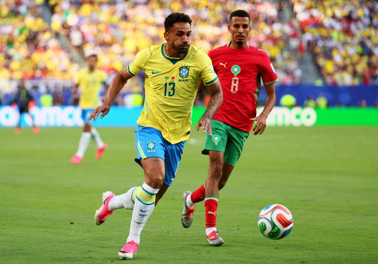 Brasil em 2º lugar com goleada da Escócia: como seria o desempenho do grupo C na 'Copa da Educação'?