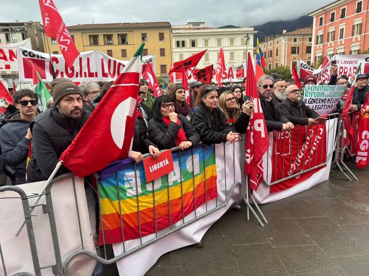 Cgil, “in migliaia a manifestazione Massa per indagati corteo Pro Pal’