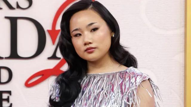 'O Diabo Veste Prada 2' provoca críticas em países asiáticos por estereótipos