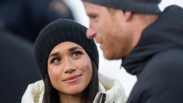 Meghan homenageia Harry com música que recorda a infância e a mãe Diana
