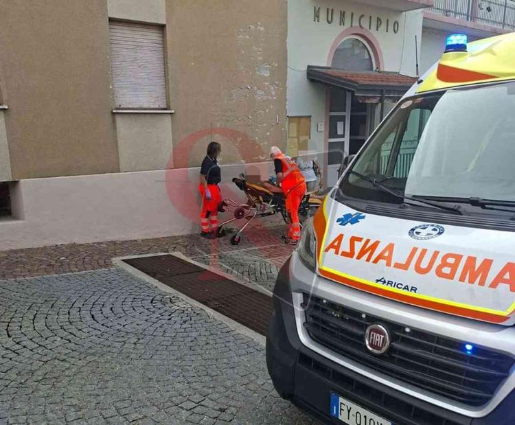 Colleretto Castelnuovo Ufficio postale malore