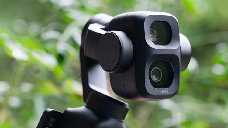 The DJI Osmo Pocket 4P's dual-lens head.