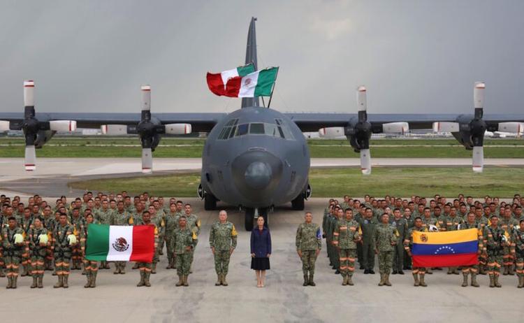 Sheinbaum recibe y reconoce al agrupamiento Yumare tras misión humanitaria en Venezuela