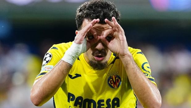 Villarreal-Napoli, le pagelle: Mikautadze 7, bomber feroce. Politano senza logica: 4
