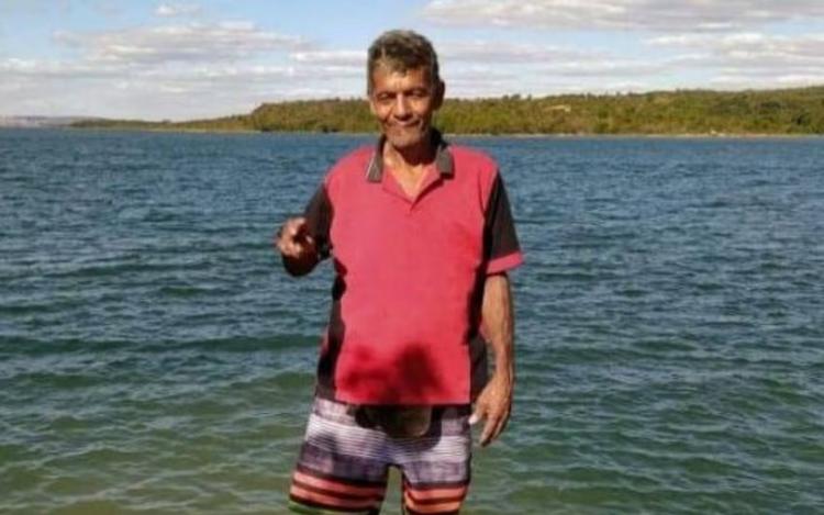 Idoso morre após ser picado por formiga enquanto pescava