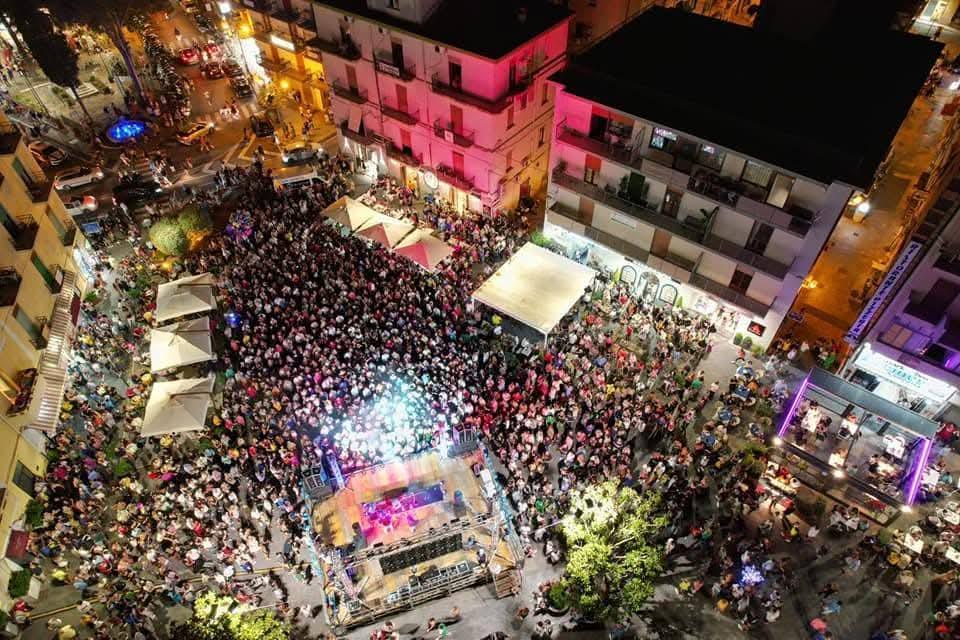 Vivi Agropoli 2026: il cartellone estivo con grandi big della musica e dello spettacolo