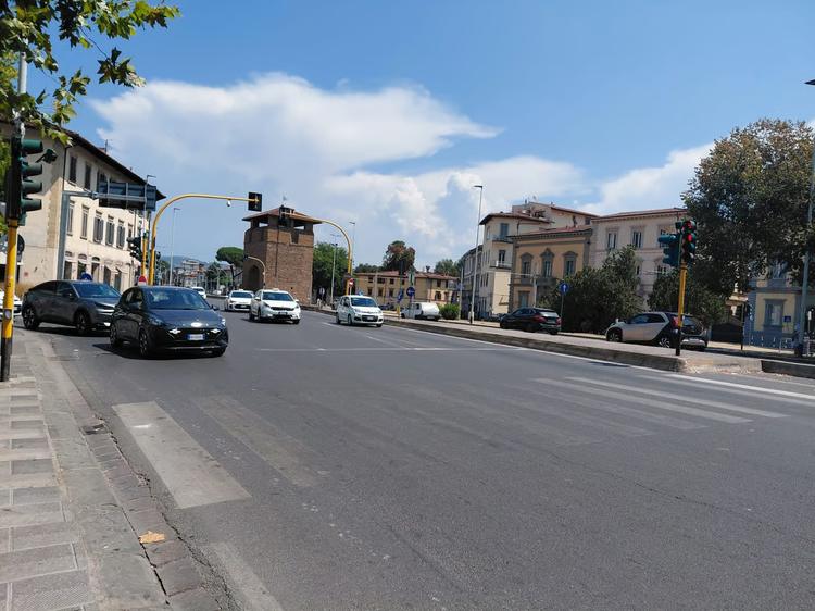 Caldo, Firenze: il cemento e l’asfalto moltiplicano l’effetto isola di calore