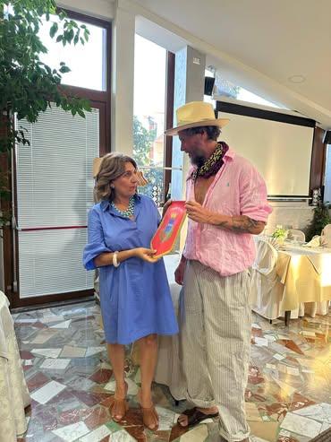 La nostra comunità ha avuto il piacere di accogliere Lorenzo Jovanotti, che ha scelto la nostra splendida Acri per fare...