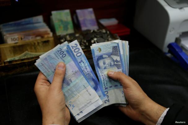 تفاقم عجز السيولة البنكية إلى 158.2 مليار درهم
