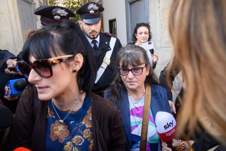 Paura per la madre di Sempio: "Ricoverata per overdose di farmaci"