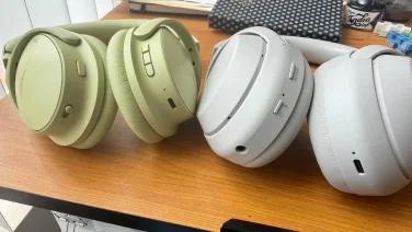 bottom buttons of bose and sony headphones