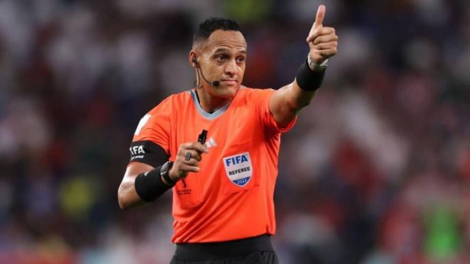 حكم من أصل مغربي يدير قمة الأرجنتين وإنجلتزا بمونديال 2026