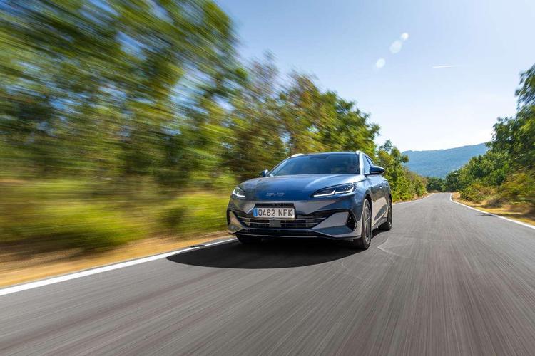 BYD DM-i: la tecnología híbrida enchufable que prioriza el motor eléctrico para una conducción eficiente