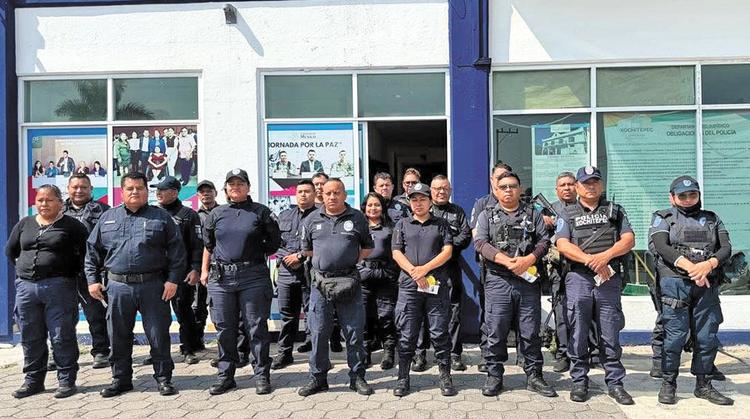 Capacitan a los policías de Xochitepec en el uso de la fuerza para proteger ciudadanos