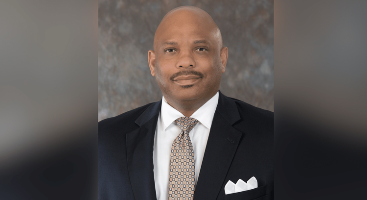 IHL extends commissioner’s contract with salary bump included