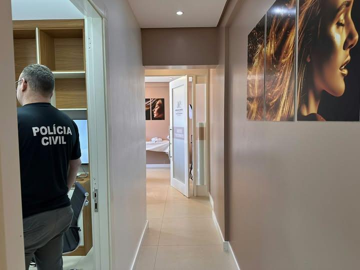 Homem que se passava por médico, mas não possuía registro da profissão é indiciado em Frederico Westphalen