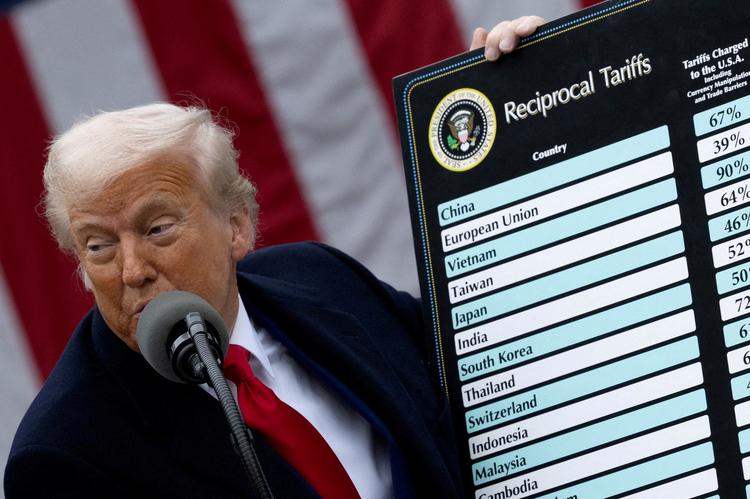 Pressão de Trump sobre Brasil é parte de plano para interferir em eleições da América Latina, diz professor