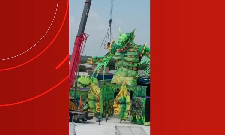 Trabalhador cai de guindaste durante montagem de alegorias para Festival de Cirandas em Manacapuru
