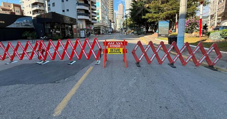 Itapema bloqueia trecho da Avenida Nereu Ramos para Arraiá Solidário; veja os desvios