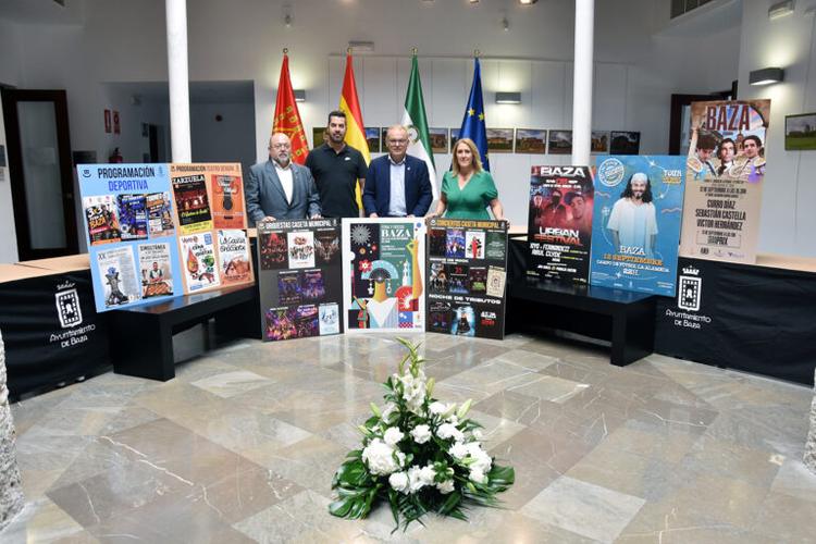La Feria y Fiestas de Baza 2026 ya tiene cartel oficial, cartel de toros, cerca de treinta espectáculos, y pregonero, Miguel J. Ávalos, un bastetano apasionado por su ciudad