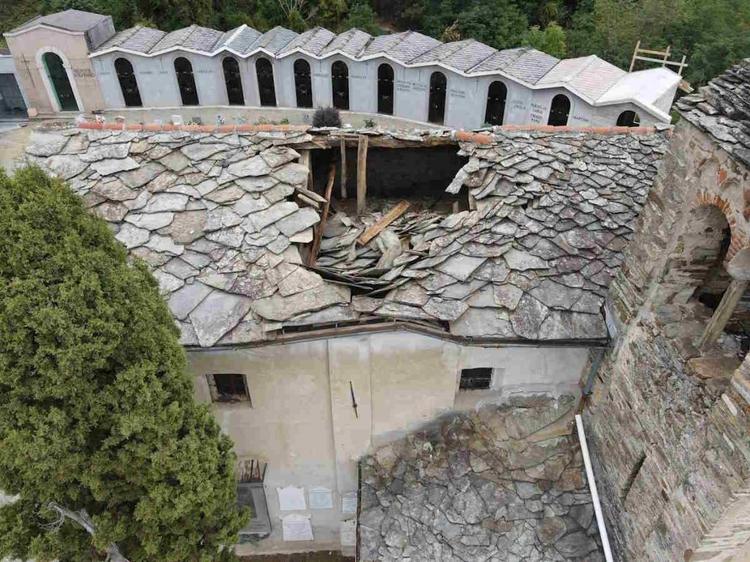 rocca canavese crollo copertura in lose della chiesa