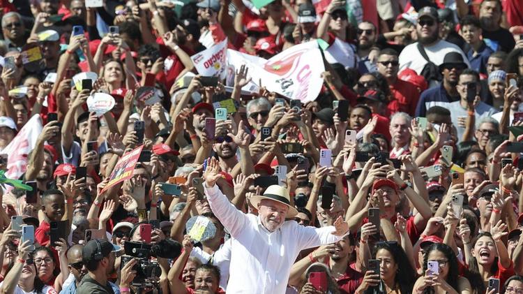 Lula abraza el fervor nacionalista para frenar la injerencia de Trump en Brasil y derrotar a Bolsonaro
