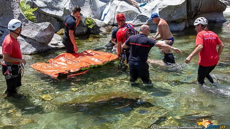 Gard : une femme secourue par les pompiers dans une rivière à Mialet