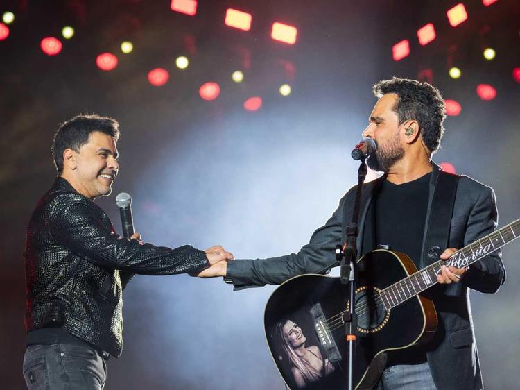 Em Goiânia, Zezé Di Camargo e Luciano mostram seus hits no Festival “Histórias” com coro do público