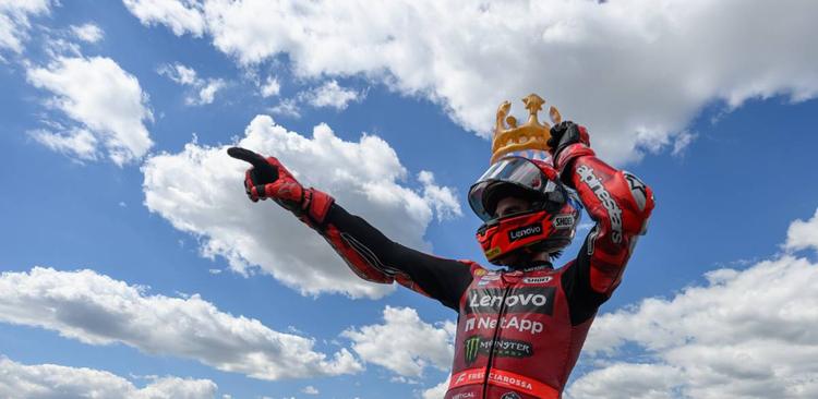 Marquez come Ago e riapre il mondiale
