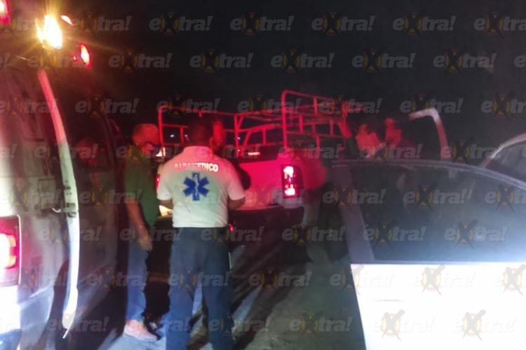 Se salva de milagro: Conductor ebrio se sale del camino y destroza su camioneta en Ocuituco