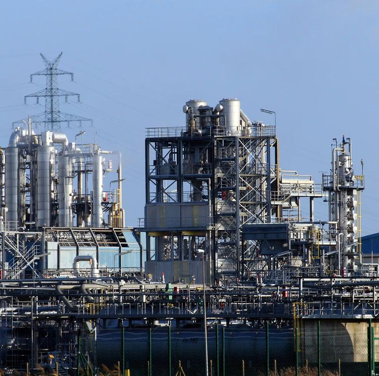 Justiça do DF suspende imposto de exportação de 12% sobre petróleo