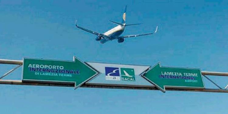 Aeroporti della Calabria, Sacal chiude il bilancio 2025 con un utile di 5,46 milioni