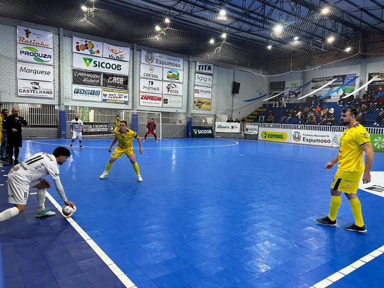 Soledade Futsal sobre com apagão defensivo e é goleado pelo Audax por 7 a 3
