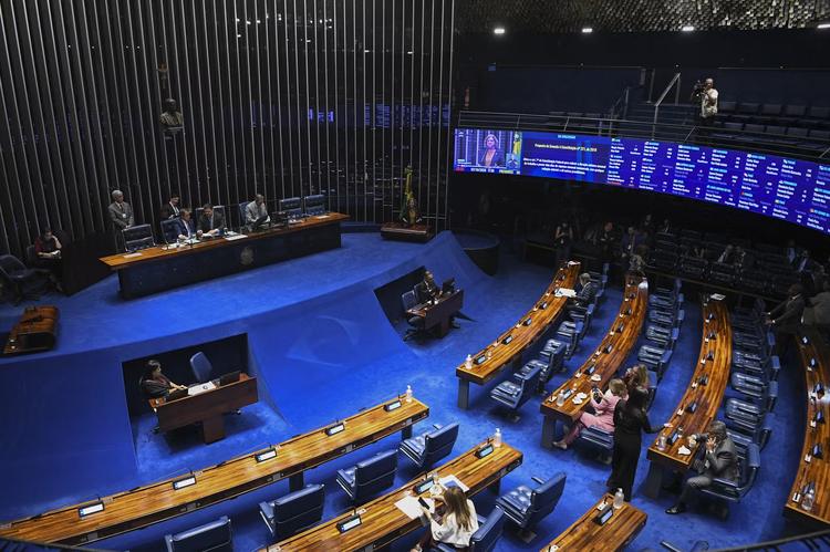 Senado encerra terceira sessão de discussão da PEC do fim da escala 6x1