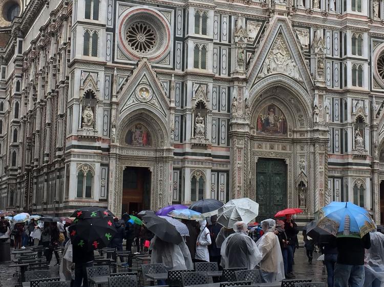 Firenze domani chiusi parchi e giardini per l’allerta meteo. Provvedimenti anche a Lucca