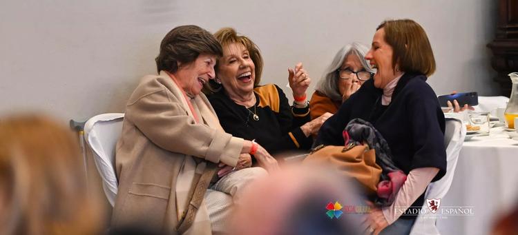 Entre canciones y sonrisas, nuestros socios disfrutaron del Día de los Abuelos