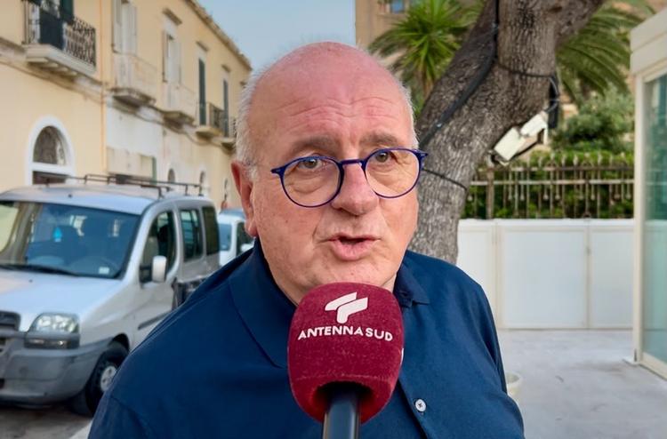 Gallipoli: stop torso nudo e costumi in città fino al 30 settembre