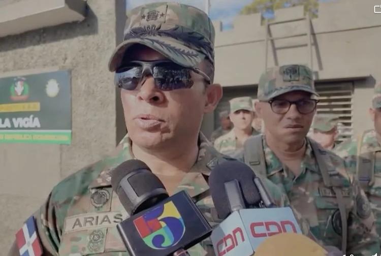 Comandante del Ejército: “La frontera entre RD y Haití está como nunca” tras recorrido de Manzanillo a Dajabón