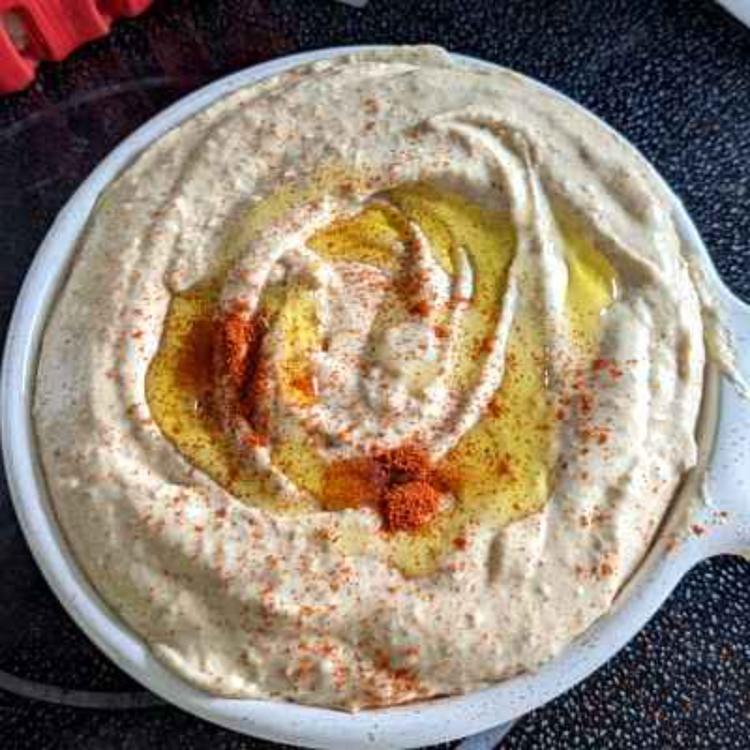 Homemade Hummus, for HEALTHY snacking