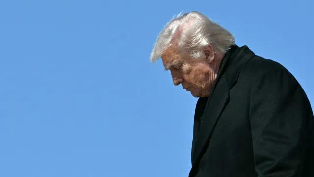 Justiça manda retirar nome de Trump do Kennedy Center