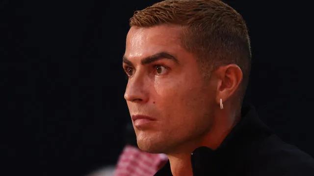 Al-Nassr supera expulsão de Bento, CR7 'pistola' e vira jogo do Saudita