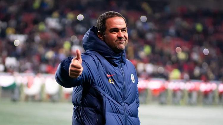 André Jardine deja al América y es presentado como técnico del Shabab Al Ahli