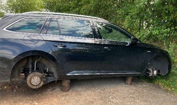 POL-EL: Samern - Räder von Pkw abmontiert - Polizei sucht Zeugen