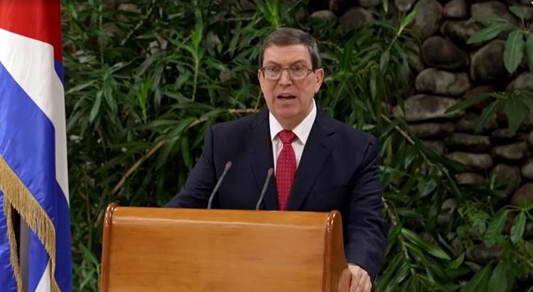 Cuba diz que não há negociações com os EUA e chama bloqueio de 'genocida'