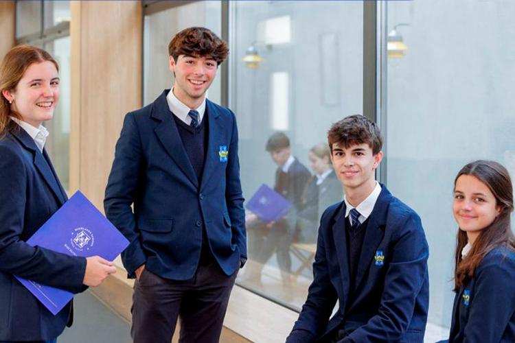 Selectividad 2026 | Highlands School Barcelona supera la media de Cataluña en 11 asignaturas y el 36% supera los 11 puntos en la nota de acceso